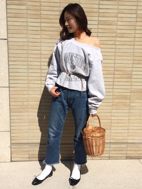 「アイテム（ピアス（片耳用）、オレンジ系）」を使った、yu--kaさん（レディース・166cm）の春コーディネート