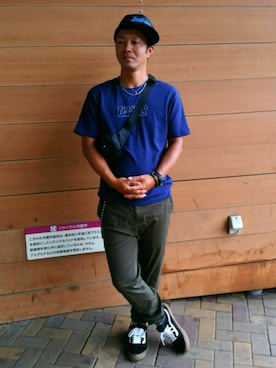 「G-SHOCK」｜「アイテム（財布/小物）」を使った、∮shi-∮さん（メンズ・172cm）の秋コーディネート