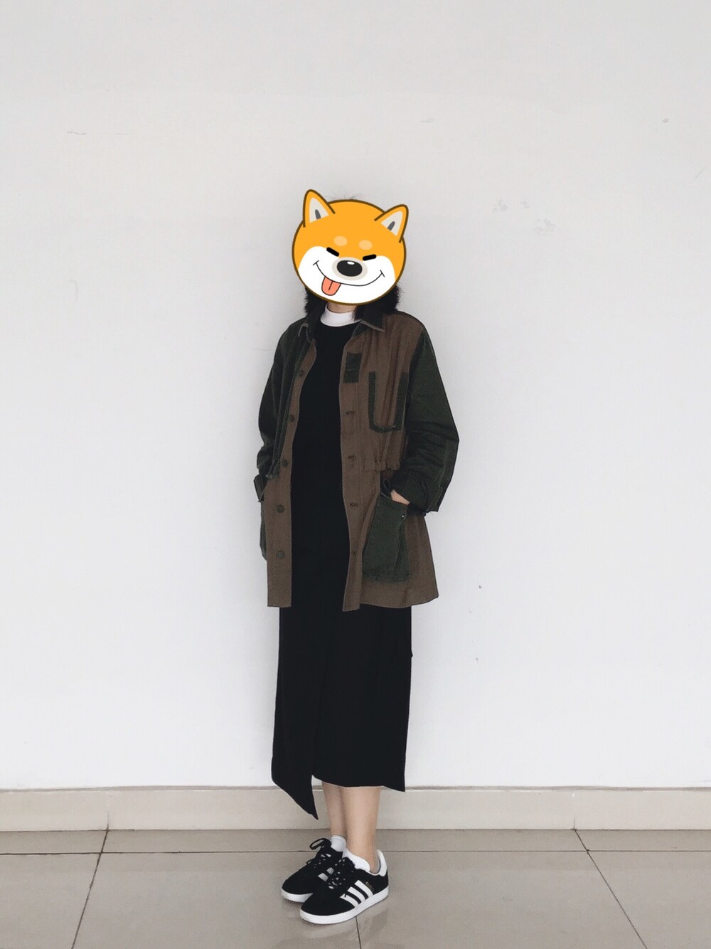 「5cmのアイテム（スカート、ブラック系）」を使った、GNparticleさん（レディース・160cm）の春コーディネートの1枚目の写真