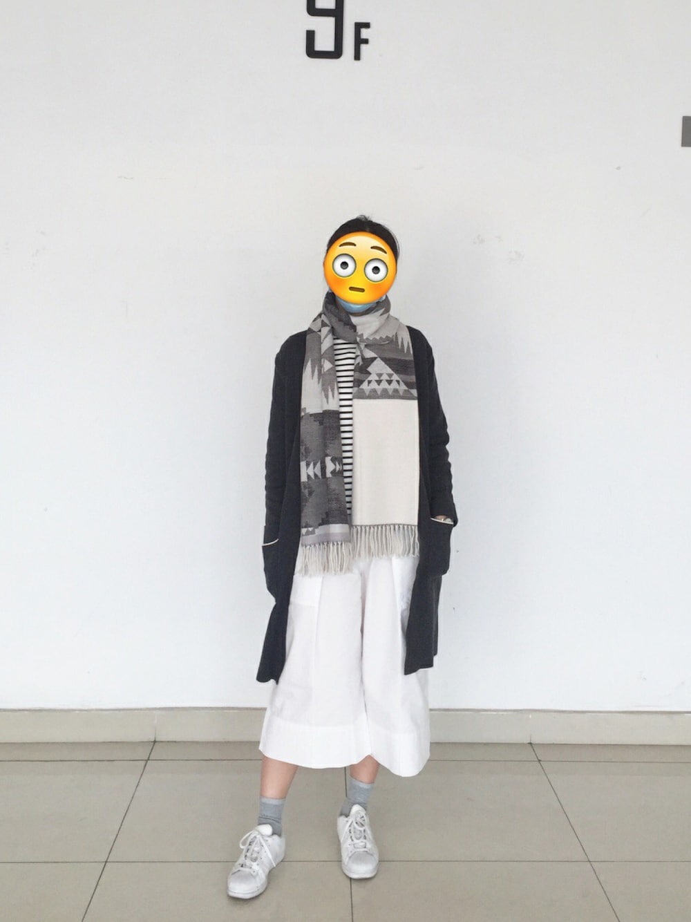 「GAPのアイテム（マフラー、その他）」を使った、GNparticleさん（レディース・160cm）の冬コーディネートの1枚目の写真