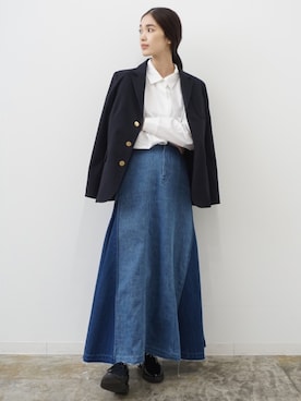 「アイテム（デニムスカート）」を使った、HERENCIA_SNAP さん（レディース・160cm）の冬コーディネート