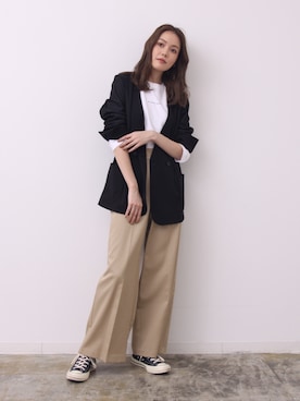 「アイテム（チノパンツ）」を使った、HERENCIA_SNAP さん（レディース・167cm）の秋コーディネート