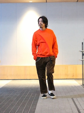 「ROKX（ロックス）のアイテム（パンツ）」を使った、NAKAさん（メンズ・175cm）の秋コーディネート