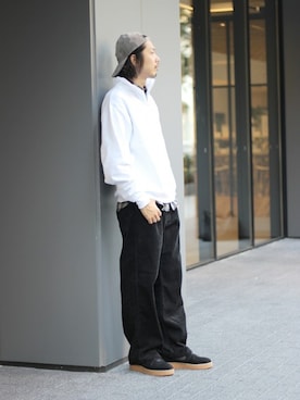 「JERZEES（ジャージーズ）のアイテム（スウェット）」を使った、NAKAさん（メンズ・175cm）の秋コーディネート