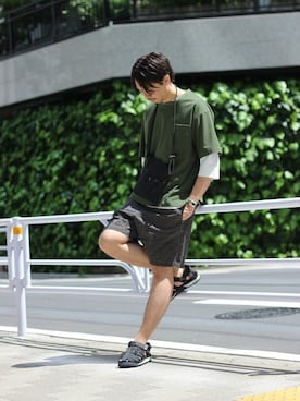 「ROKX（ロックス）のアイテム（パンツ）」を使った、NAKAさん（メンズ・175cm）の春コーディネート