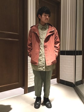 「RAGEBLUE（レイジブルー）のアイテム（マウンテンパーカー）」を使った、柿山翼さん（メンズ・170cm）の冬コーディネート