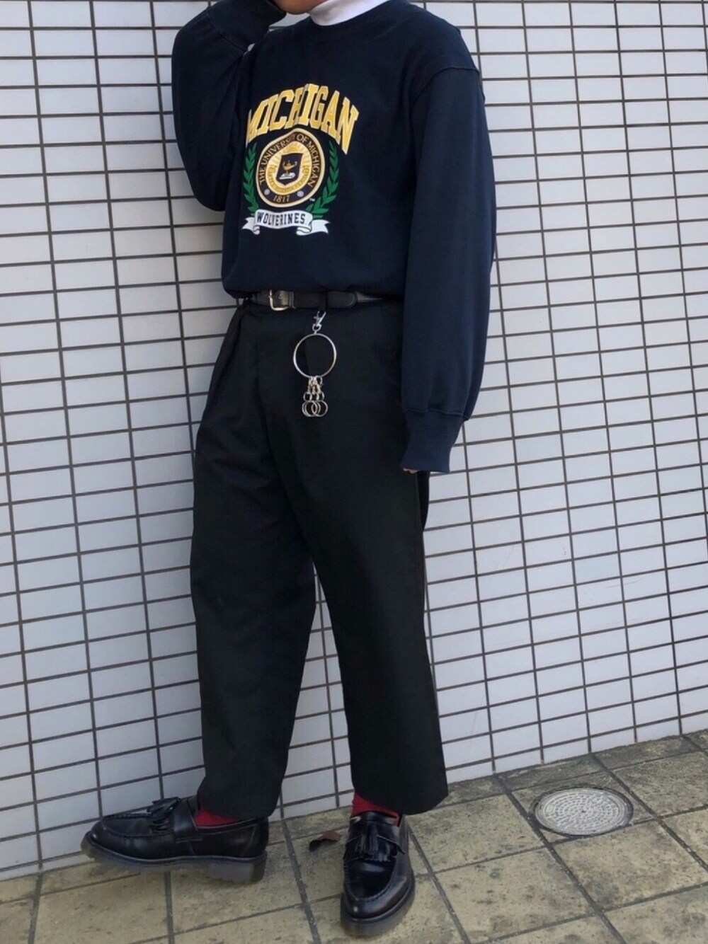 「おしゃれさんと繋がりたい、低身長、GU、Dr.Martens、ローファー、ワイドパンツ、スウェット、タックイン」｜「GUのアイテム（スウェット、ブルー系）」を使った、ＴａＫｕ🥑さん（メンズ・167cm）の冬コーディネートの1枚目の写真