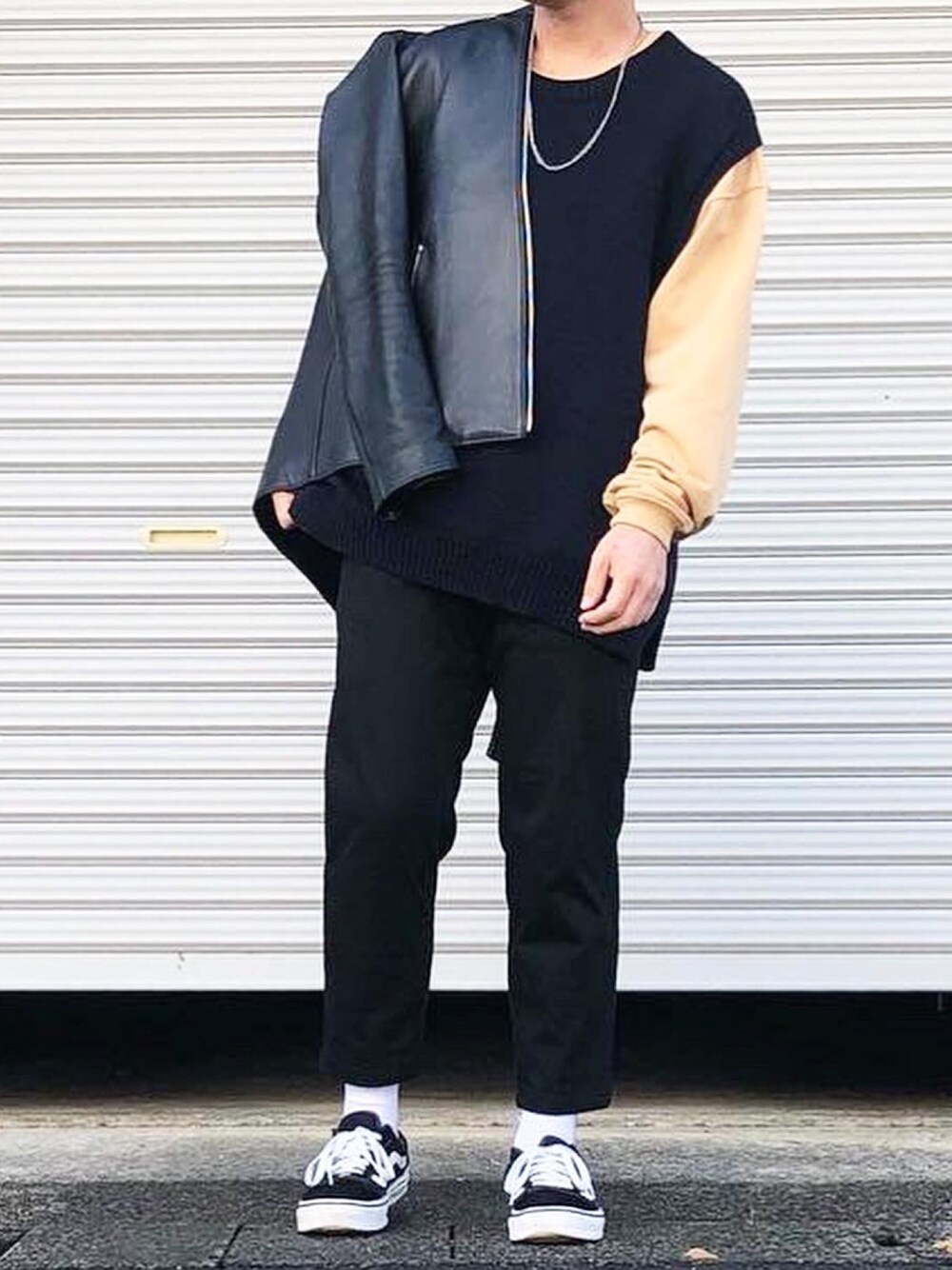 「秋冬コーデ、韓国ファッション、ストリート系、GU、adrer、ニットベスト、スウェット、VANS、低身長」｜「Instagramのアイテム（その他、その他）」を使った、ＴａＫｕ🥑さん（メンズ・168cm）の秋コーディネートの1枚目の写真