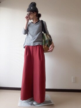 「niko and...（ニコアンド）のアイテム（Tシャツ/カットソー、グレー系）」を使った、yumiさん（レディース・160cm）の秋コーディネート