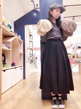 「14+（イチヨンプラス）のアイテム（キャスケット）」を使った、14+ くずはモール店 スタッフさん（レディース・160cm）の秋コーディネート