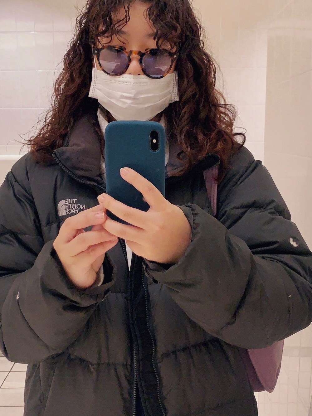 「ootd、holiday」｜「THE NORTH FACEのアイテム（ダウンジャケット/コート、ブラック系）」を使った、malicaさん（レディース・158cm）の冬コーディネートの1枚目の写真