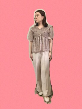 「Settimissimo（セッティミッシモ）のアイテム（スラックス）」を使った、田中 優実子さん（レディース・154cm）の夏コーディネート