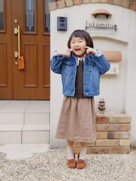 「アイテム（モカシン/デッキシューズ）」を使った、あいりさん（キッズ・110cm）の春コーディネート