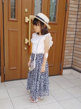 「花柄スカート」｜あいりさん（キッズ・110cm）の秋コーディネート