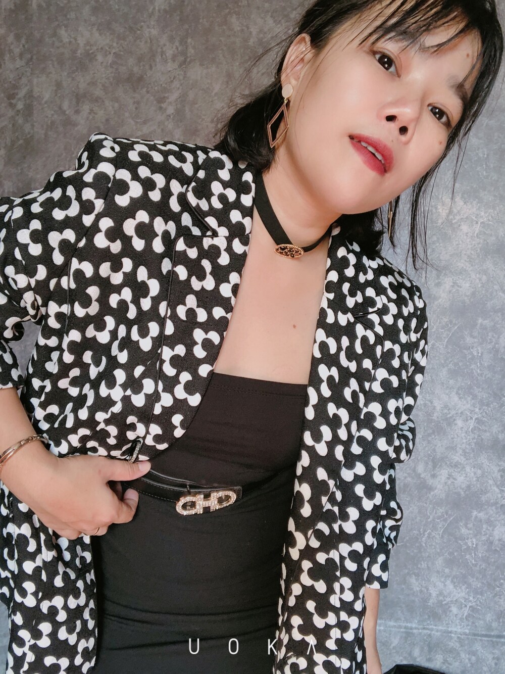 「flower、jacket 、blazer、90’s、VINTAGE」｜「abcdのアイテム（ジャケット/アウター、ブラック系）」を使った、Tâm Anh Momoさん（レディース・149cm）の冬コーディネートの1枚目の写真