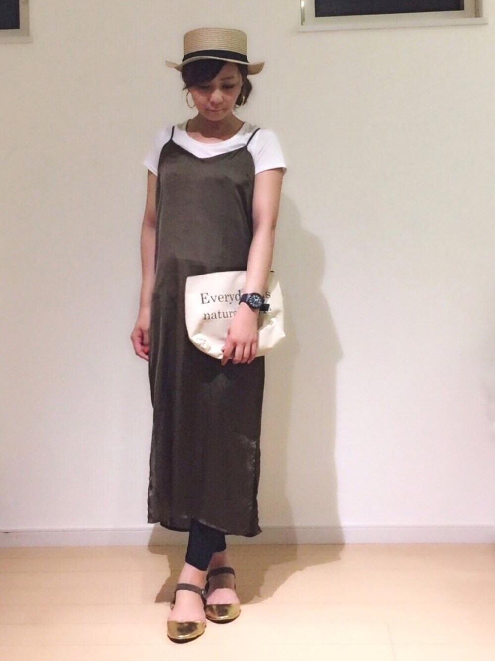「プチプラ、シンプル、ラフ、大人カジュアル、大人かわいい、キャミワンピ、カンカン帽、サンダル、夏コーデ、ootd」｜「DAISOのアイテム（ハット、ブラウン系）」を使った、SAYAKA.sさん（レディース・156cm）の夏コーディネートの1枚目の写真