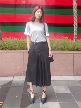 「MOMA（モマ）のアイテム（パンツ）」を使った、Feniさん（レディース・158cm）の秋コーディネート