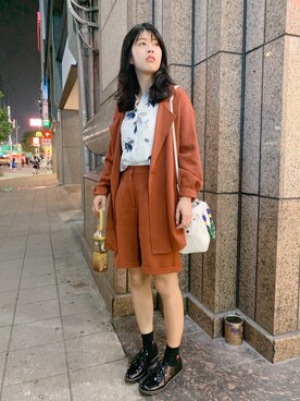 「DAPHNE（ダフネ）のアイテム（シューズ）」を使った、Feniさん（レディース・158cm）の春コーディネート