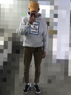 「Have a good time（ハバグッタイム）のアイテム（パーカー）」を使った、トゥントゥンさん（メンズ・174cm）の春コーディネート