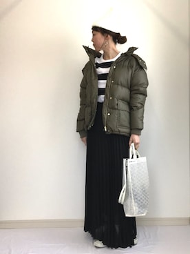「マキシスカート」｜「アイテム（ダウンジャケット/コート）」を使った、IKUmamaさん（レディース・159cm）の冬コーディネート