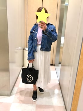 「ECODECO（エコデコ）のアイテム（バッグ）」を使った、かえるさん（レディース・162cm）の春コーディネート