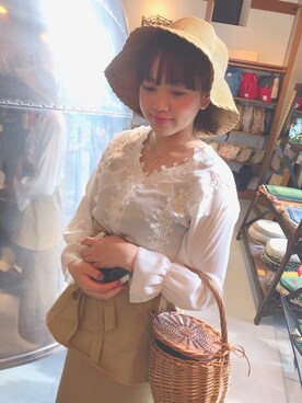 「アイテム（つなぎ/オールインワン、ベージュ系）」を使った、son ∵さん（レディース・162cm）の春コーディネート