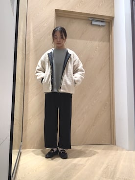 「クルーネックニット」｜「アイテム（ブルゾン）」を使った、reinaさん（レディース・154cm）の秋コーディネート