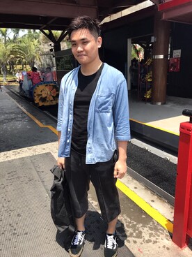 「OVERKILL inc.（オーバーキル）のアイテム」を使った、JJ杰さん（メンズ・173cm）の春コーディネート