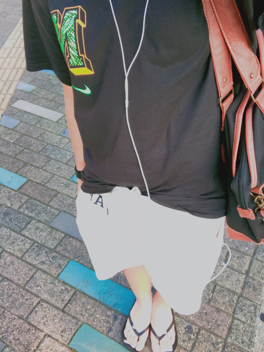「体育大生、暑い、夏、ビーサン、NIKE、GAP、スウェット」｜「NIKEのアイテム（Tシャツ/カットソー、ブラック系）」を使った、なむ。さん（レディース・151cm）の夏コーディネートの1枚目の写真