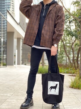トートバッグを使った 大学生 のメンズ人気ファッションコーディネート Wear