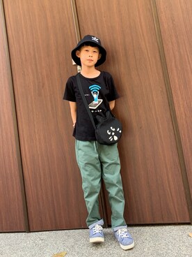 「日系极简」｜「アイテム（帽子）」を使った、Wallace  kuoさん（キッズ・130cm）の春コーディネート