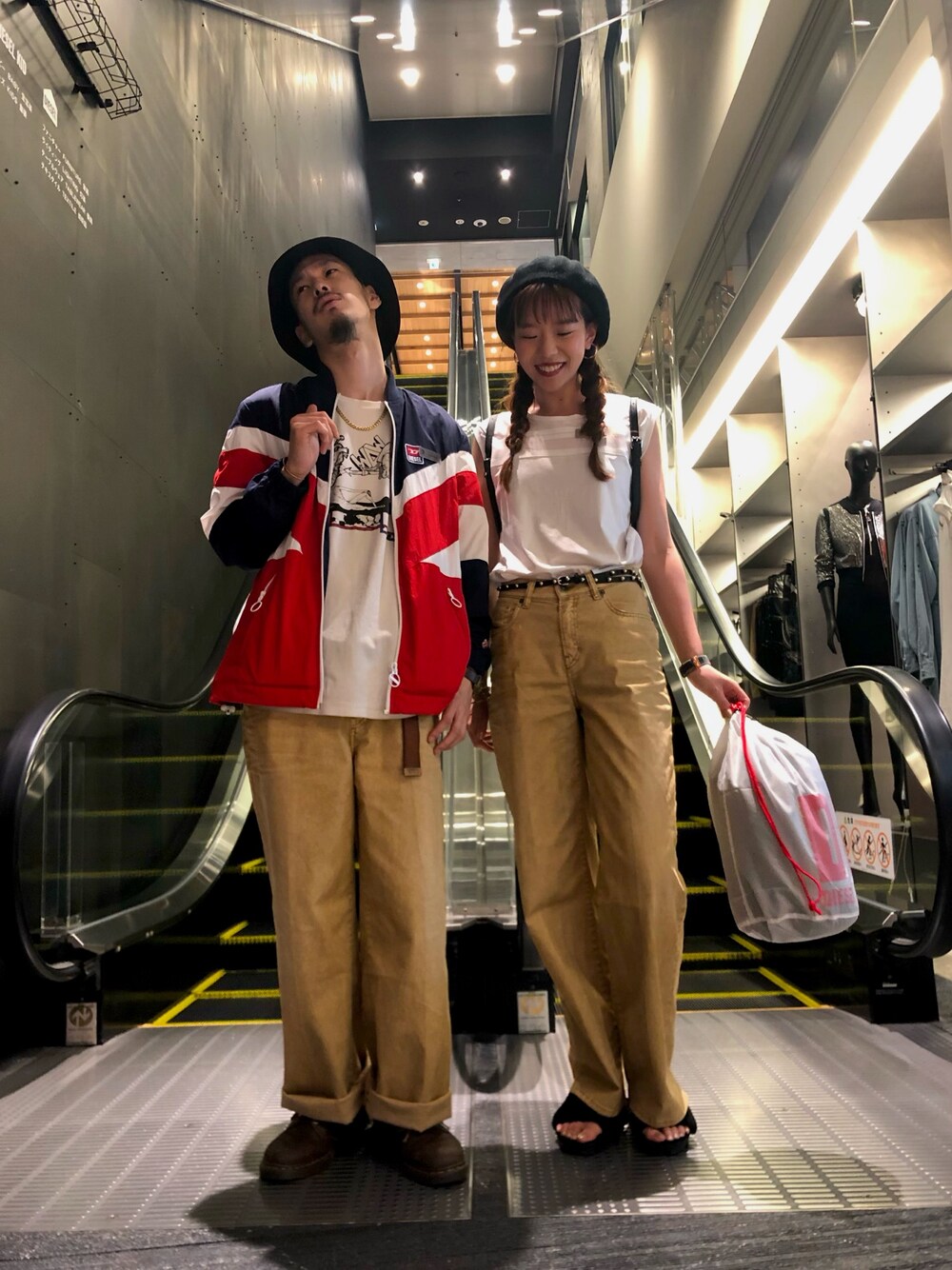 「Diesel、Diesel Ginza、デニム、カラーデニム」｜「DIESELのレディース Tシャツ リッチコットン スリーブレスTシャツ（Tシャツ/カットソー、ホワイト系）」を使った、SHINさん（レディース・166cm）の夏コーディネートの1枚目の写真