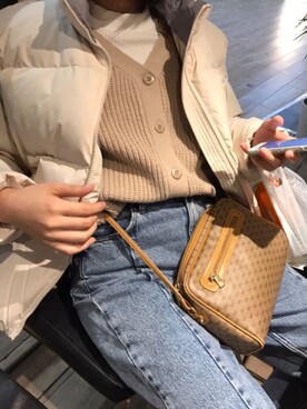 「Guess（ゲス）のアイテム（ダウンジャケット/コート）」を使った、さあさん（レディース・159cm）の春コーディネート