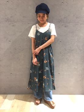 minaさんの「ADDICOTTOクルーTEE　779755」を使ったコーディネート