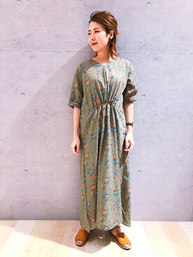 「レプシィム(LEPSIM)」｜「アイテム（腕時計）」を使った、minaさん（レディース・155cm）の夏コーディネート