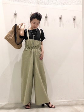 「レプシィム(LEPSIM)」｜「アイテム（オールインワン・サロペット）」を使った、minaさん（レディース・155cm）の春コーディネート