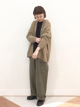 「coen（コーエン）のアイテム（カーディガン/ボレロ）」を使った、coen よこやまさん（レディース・158cm）の秋コーディネート