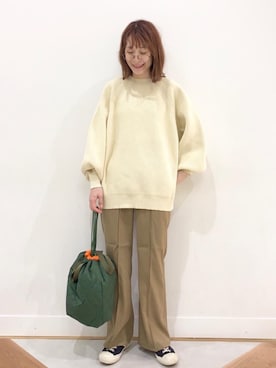 「coen（コーエン）のアイテム（スラックス）」を使った、coen よこやまさん（レディース・158cm）の秋コーディネート