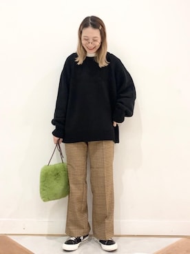 「coen（コーエン）のリピT・USAコットンハイネックロングスリーブ（Tシャツ/カットソー、ホワイト系）」を使った、coen よこやまさん（レディース・158cm）の秋コーディネート