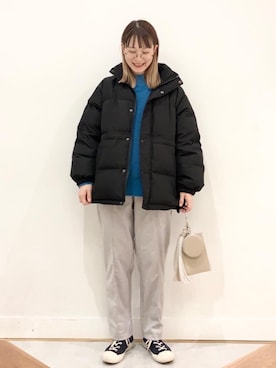 「ALLIED FEATHER+DOWN（アライドフェザーダウン）のアイテム（ジャケット/アウター）」を使った、coen よこやまさん（レディース・158cm）の秋コーディネート