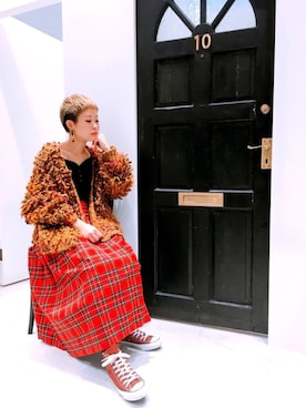 「金髪ショート」｜「アイテム（アクセサリー）」を使った、24さん（レディース・160cm）の夏コーディネート