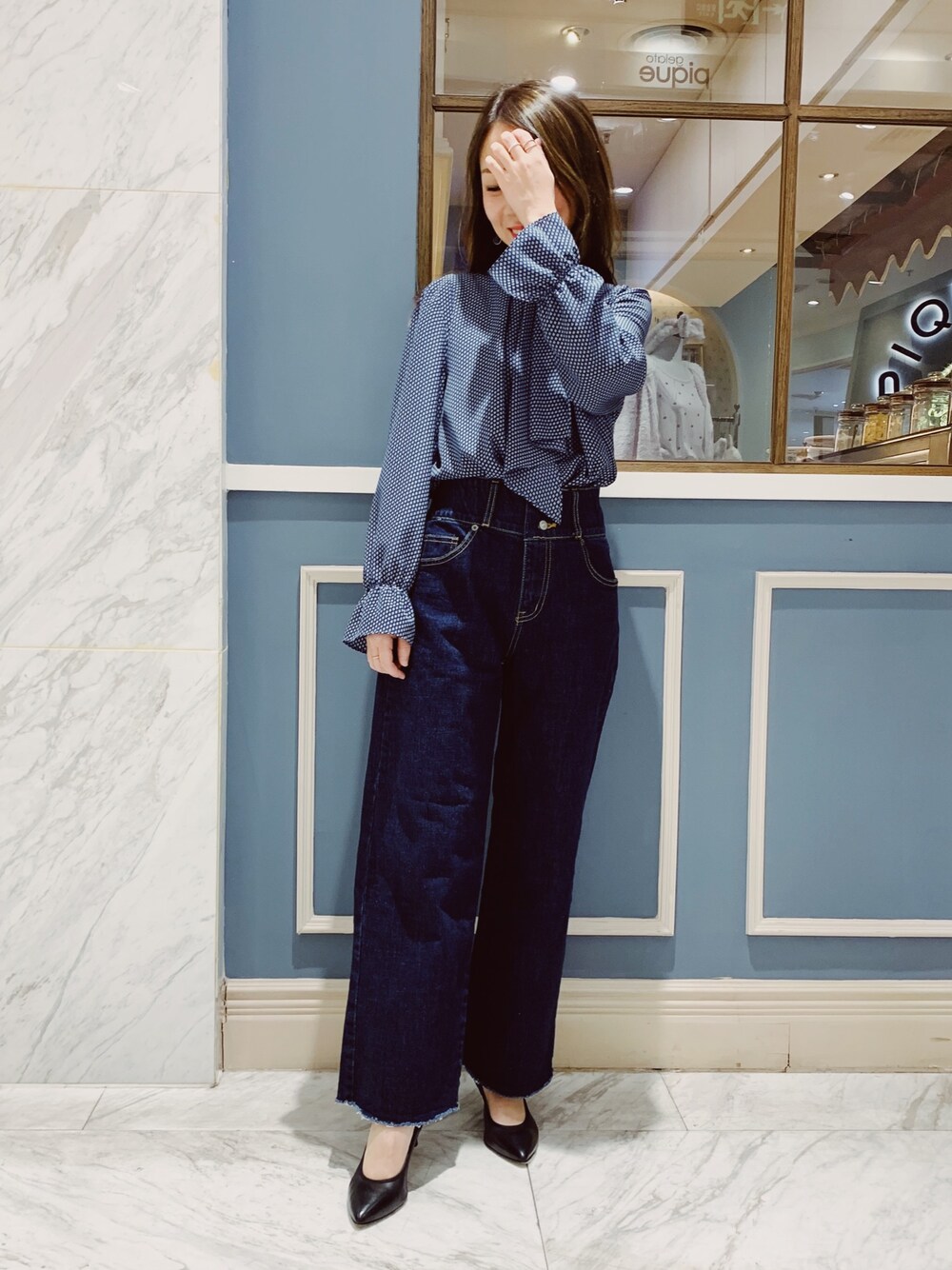 「fennelのアイテム（デニムパンツ、ブルー系）」を使った、Maymayさん（レディース・150cm）の冬コーディネートの1枚目の写真