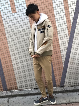 「秋」｜「アイテム（MA-1）」を使った、yu- sukeさん（メンズ・182cm）の冬コーディネート