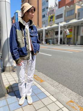 「アイテム（デニムジャケット、グリーン系）」を使った、yu- sukeさん（メンズ・182cm）の春コーディネート