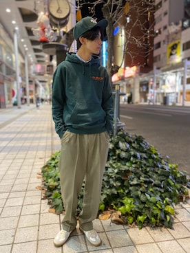 「AVIREX（アヴィレックス）の【直営店限定】エアフォース ベースキャップ/AIR FORCE BACES CAP（キャップ）」を使った、yu- sukeさん（メンズ・184cm）の冬コーディネート