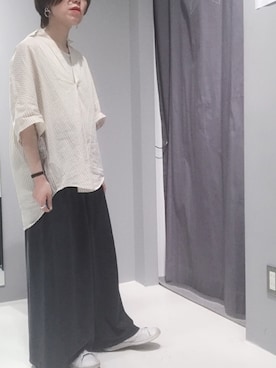 「スニーカーコーデ」｜「アイテム（チュニック）」を使った、saitoさん（レディース・153cm）の春コーディネート