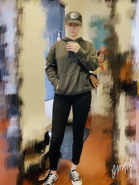 落枕的方向盘さんのコーディネート