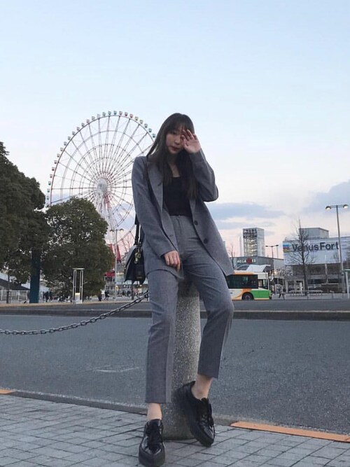 カンダエミリさんのコーディネート