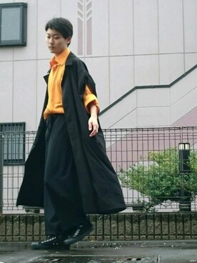 「Yohji Yamamoto POUR HOMME(ヨウジヤマモトプールオム)のyohji yamamoto pour homme 17ss
レーヨンギャバシャツ(トップス、ブラック系)」を使った、Masaaki Moriさん(メンズ・165cm)の秋コーディネート