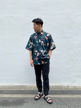 「アイテム（サンダル）」を使った、Kazuki Yamashitaさん（メンズ・172cm）の春コーディネート